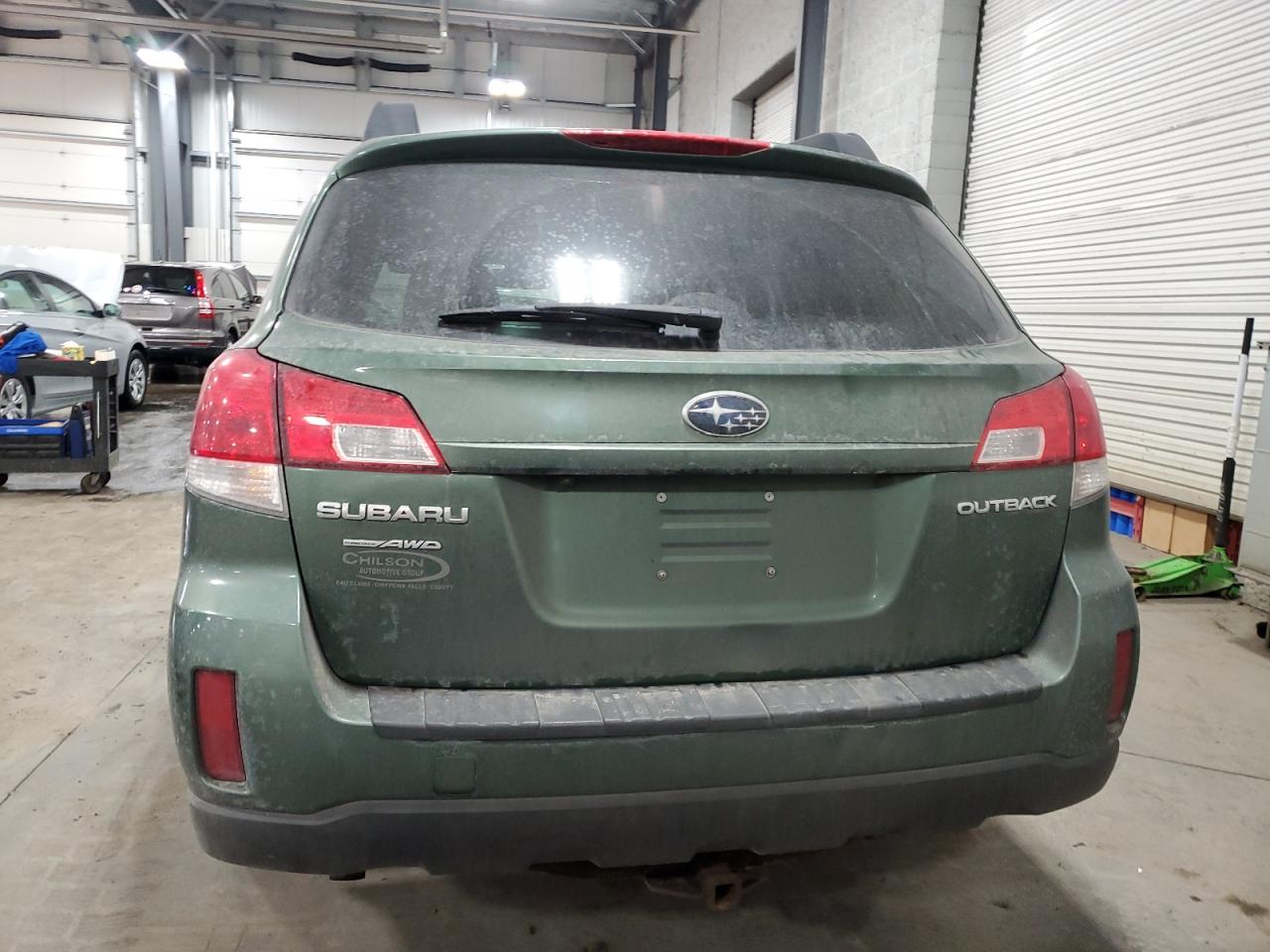 2011 Subaru Outback - Image 6