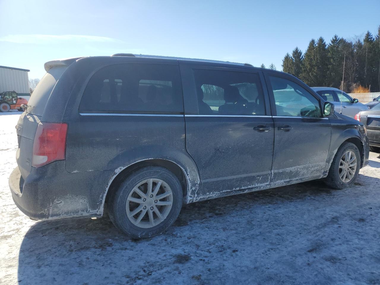 2018 Dodge Caravan - Image 3