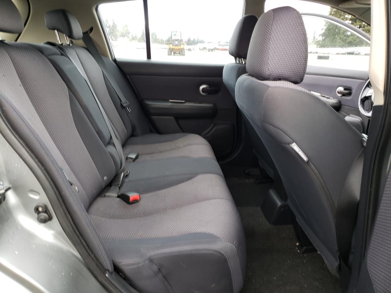 2008 Nissan Versa - Image 10