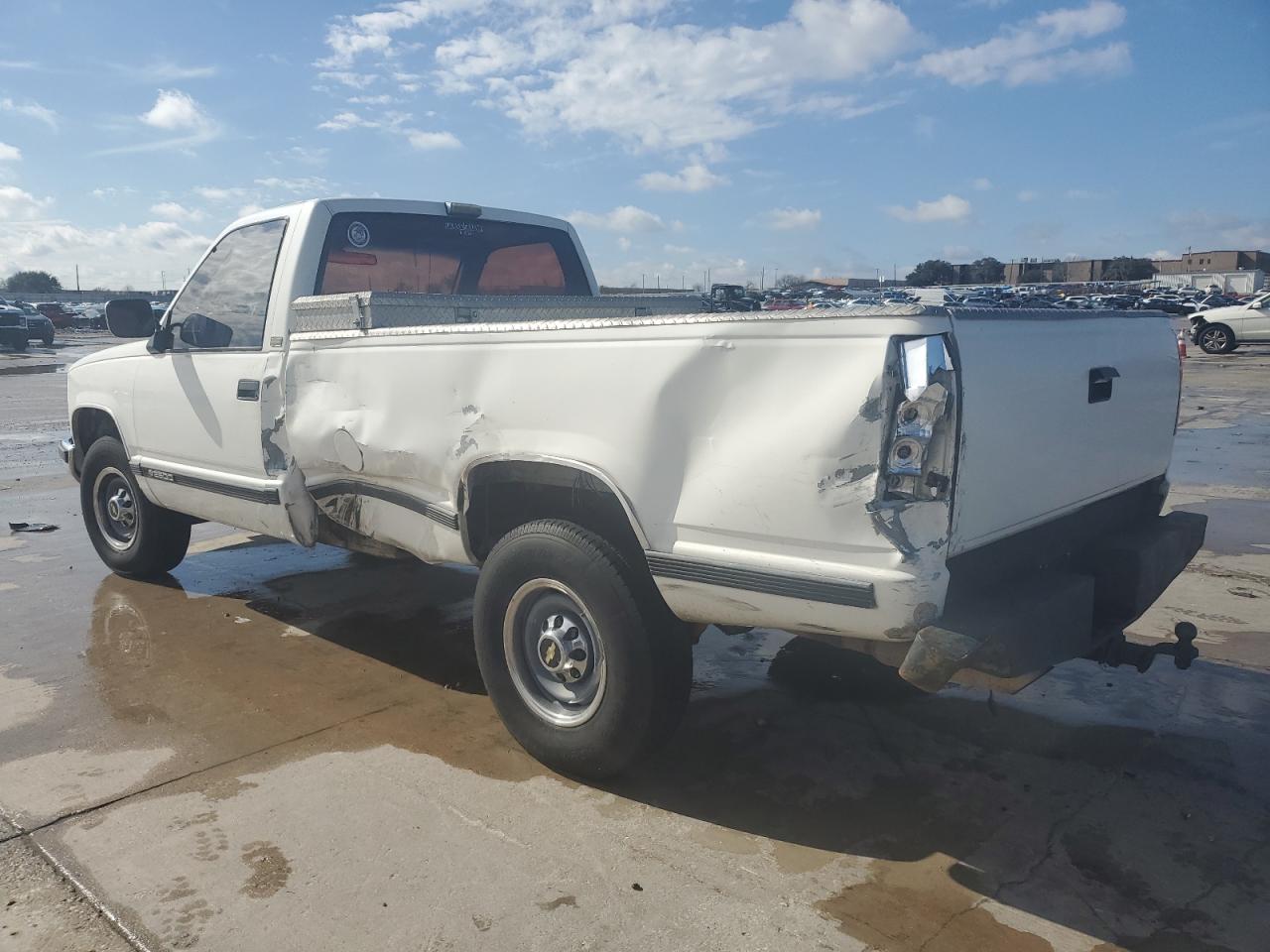 1989 Chevrolet Silverado - Image 2