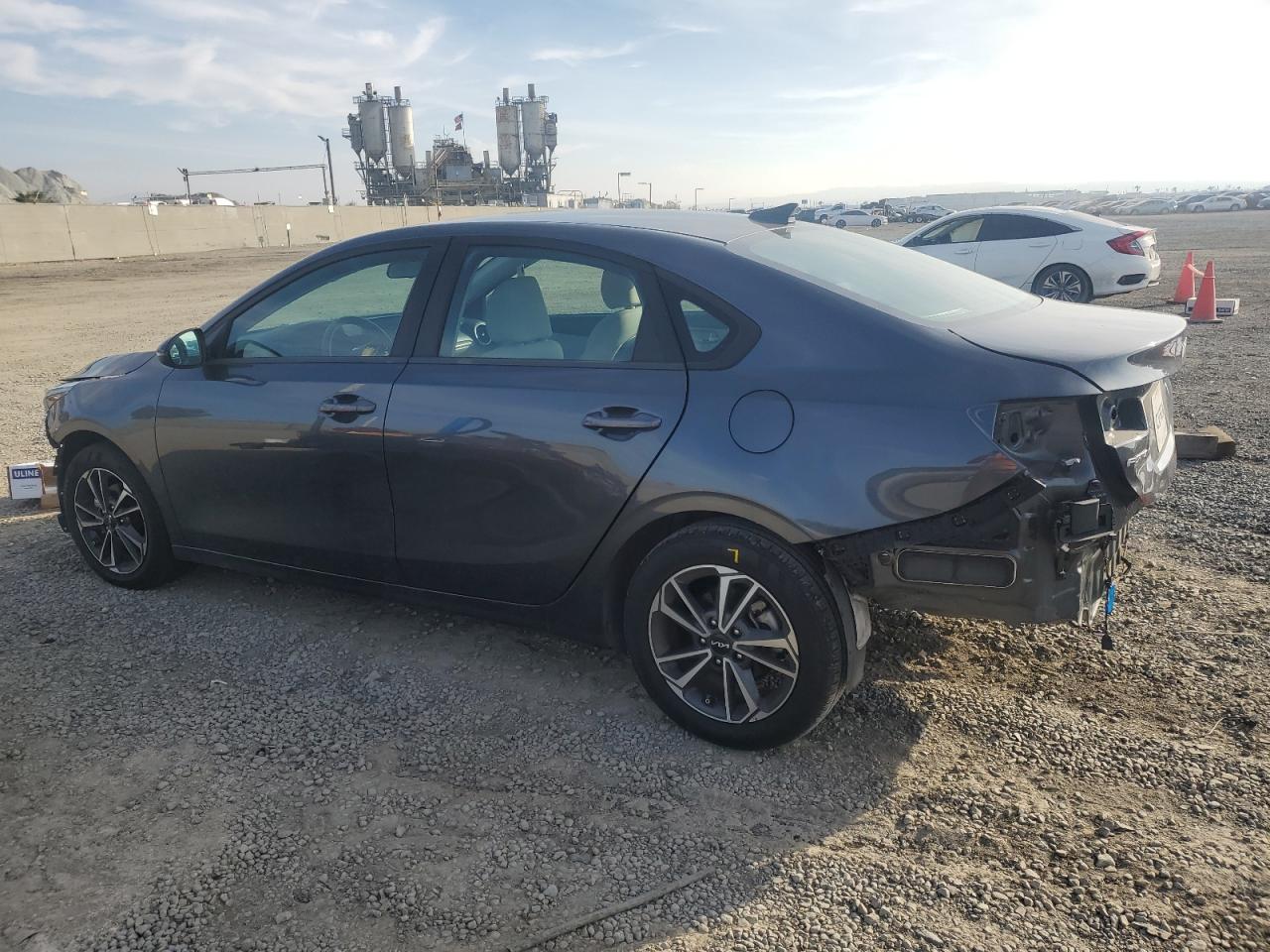 2022 Kia Forte - Image 2