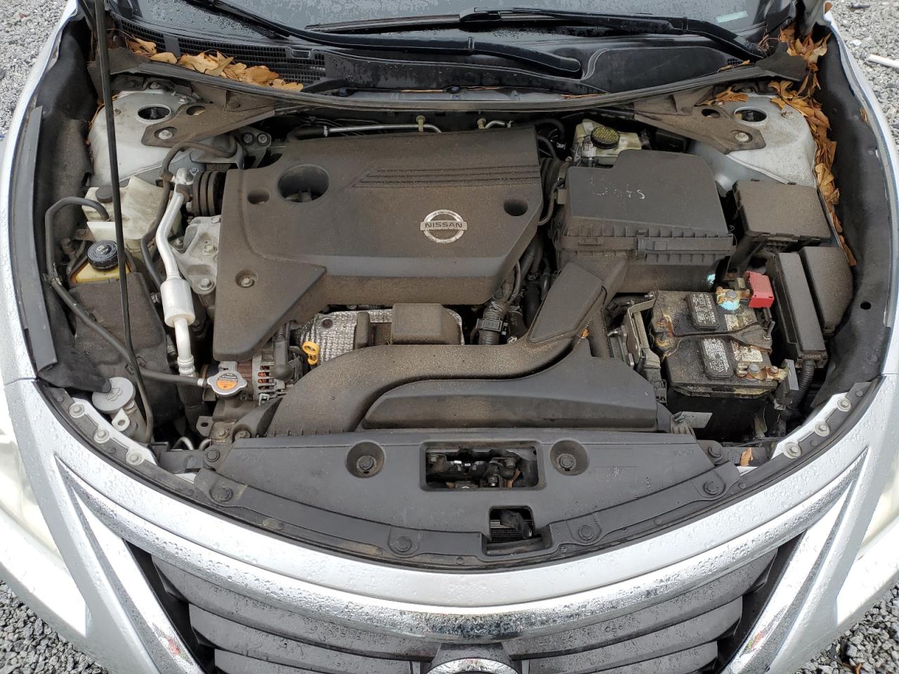 2015 Nissan Altima - Image 13