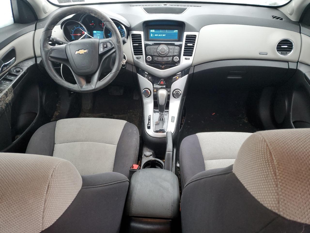 2013 Chevrolet Cruze - Image 8