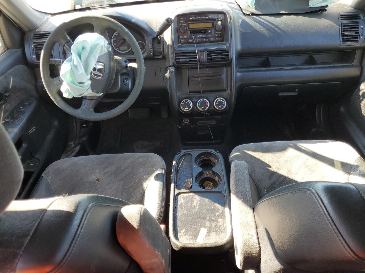 2004 Honda CR-V - Image 8