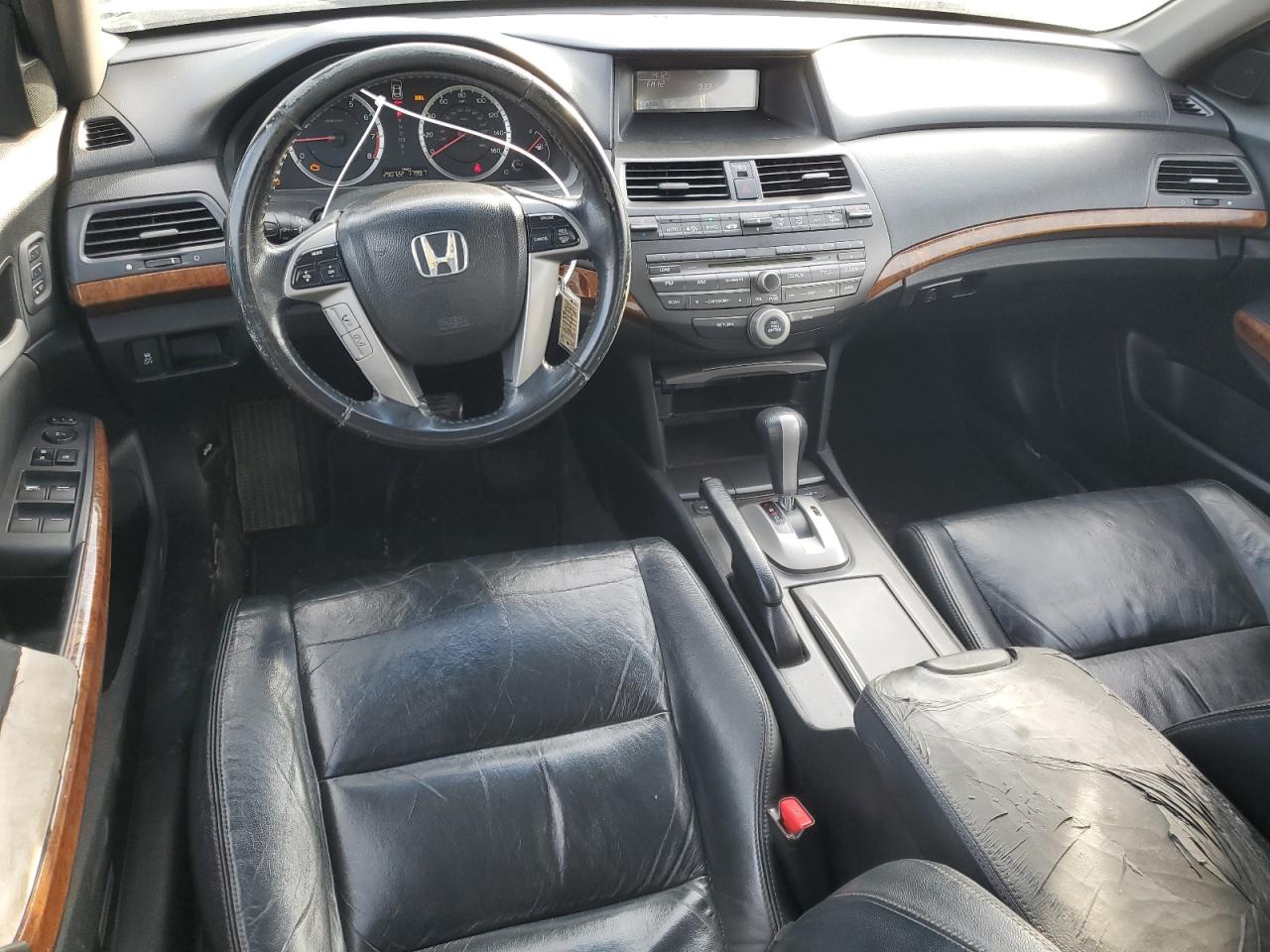 2011 Honda Accord - Image 8