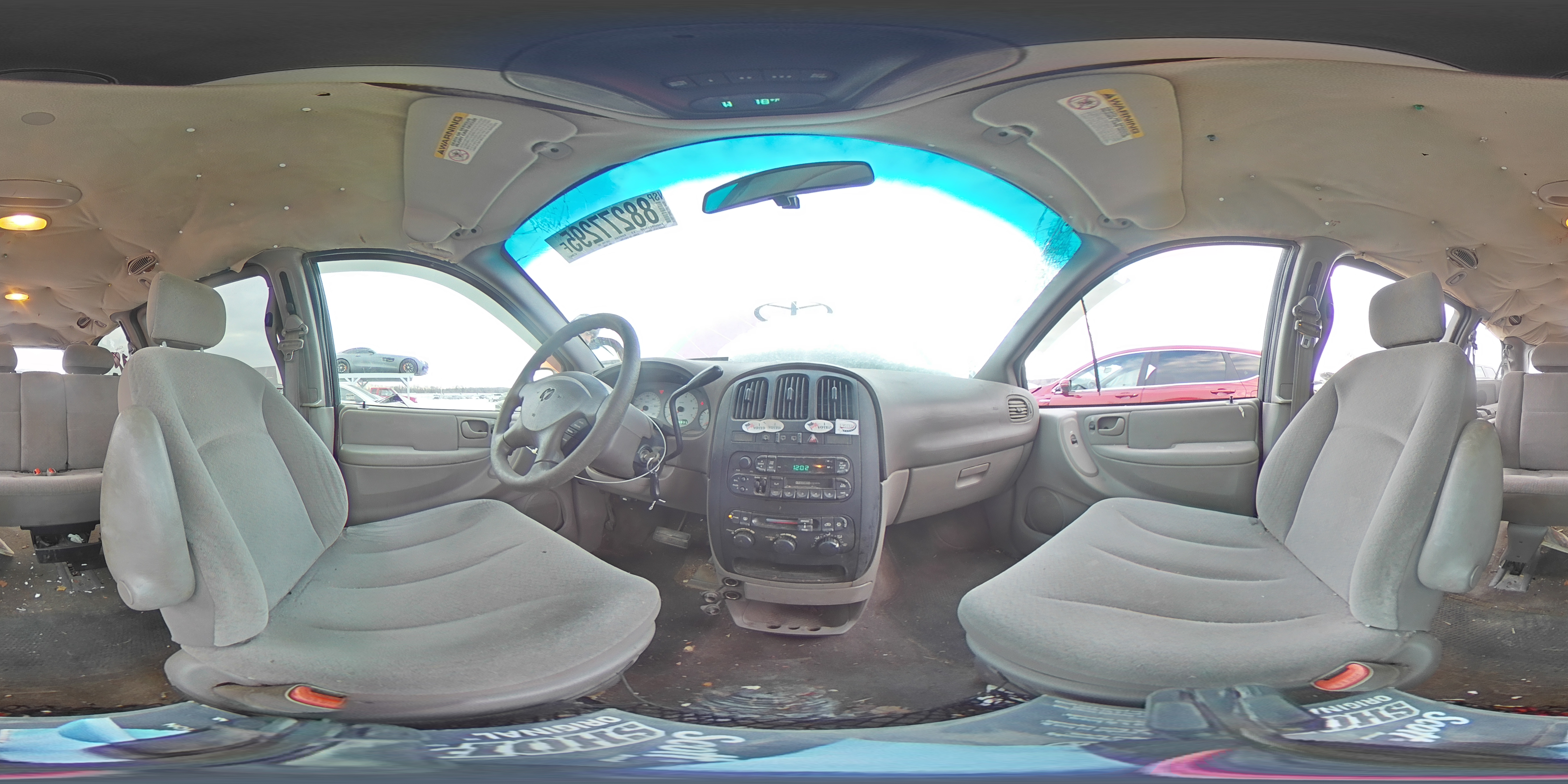 2002 Dodge Caravan - Image 14