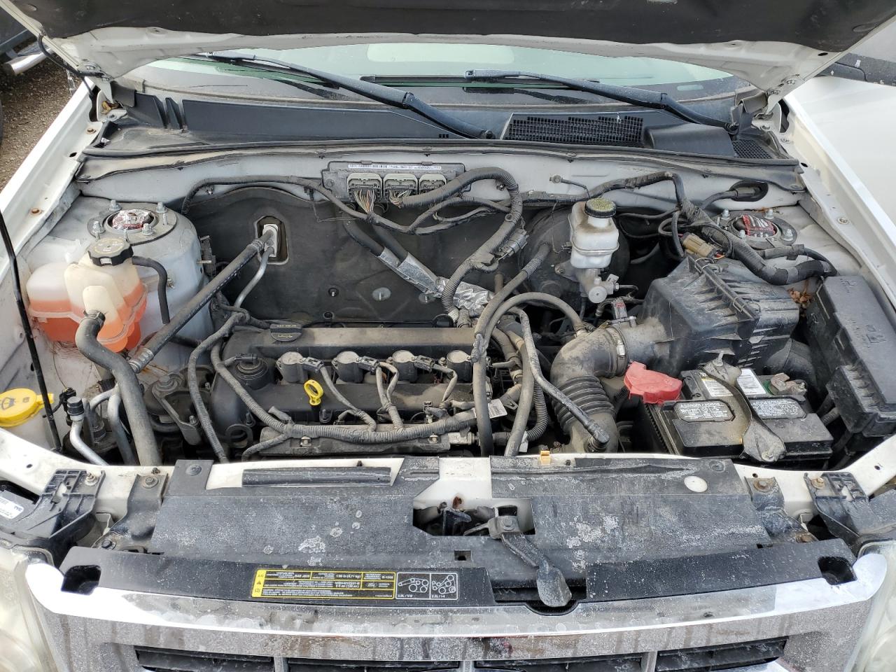 2011 Ford Escape - Image 11