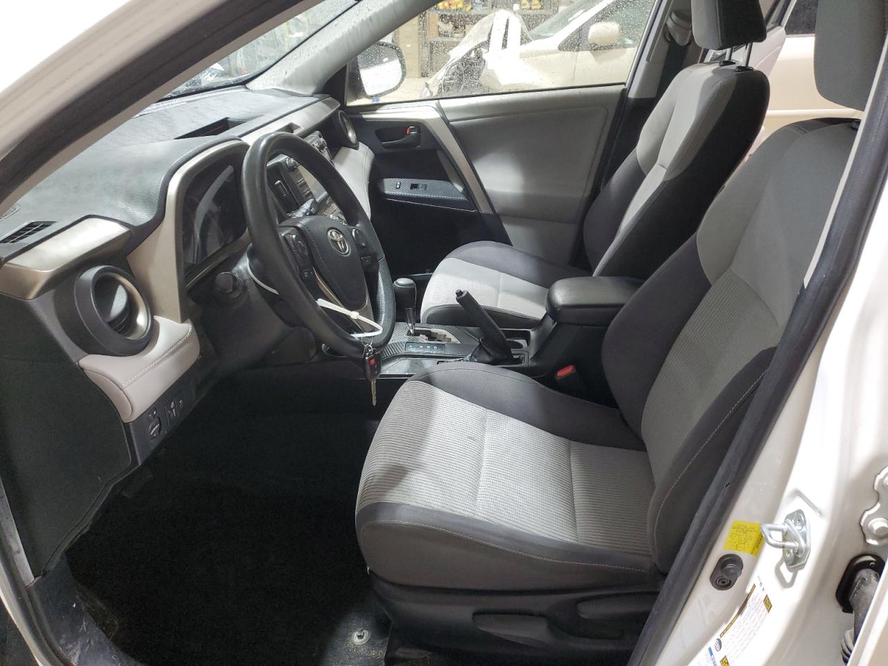 2013 Toyota RAV 4 - Image 7