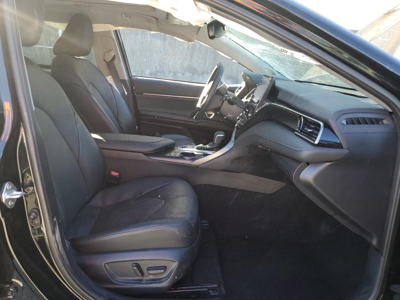 2023 Toyota Camry - Image 7