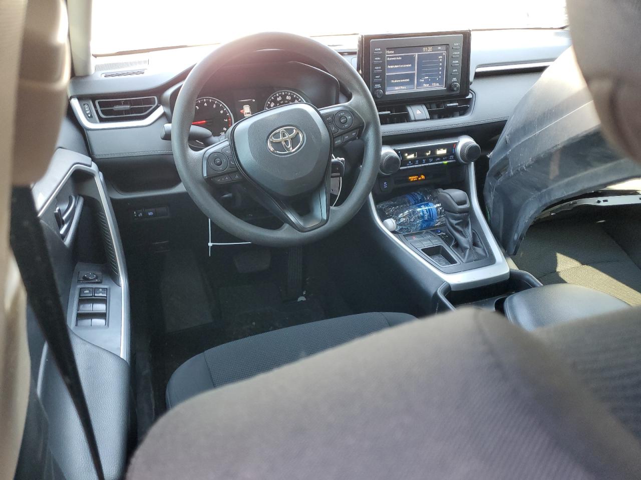 2019 Toyota RAV 4 - Image 8