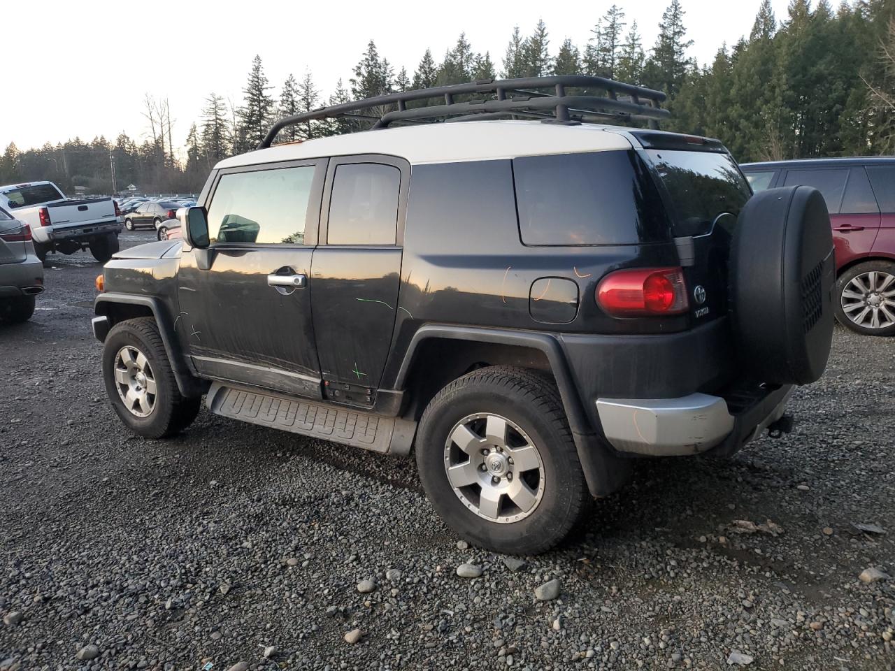 2007 Toyota FJ Cruiser - Image 2