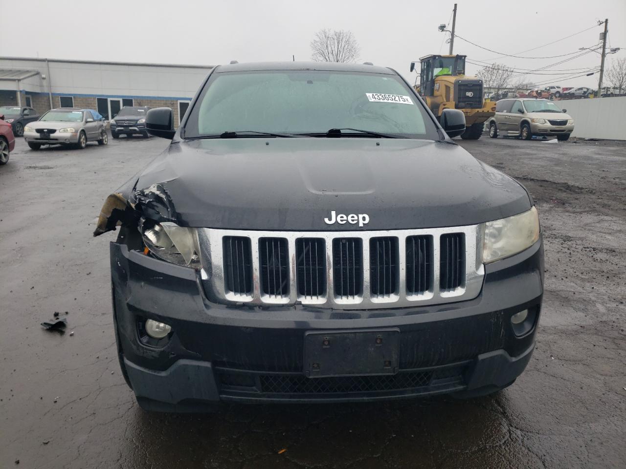 2012 Jeep Grand Cherokee - Image 5