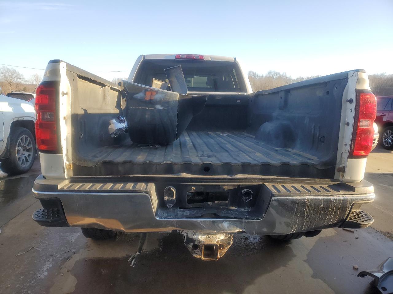 2016 Chevrolet Silverado - Image 6