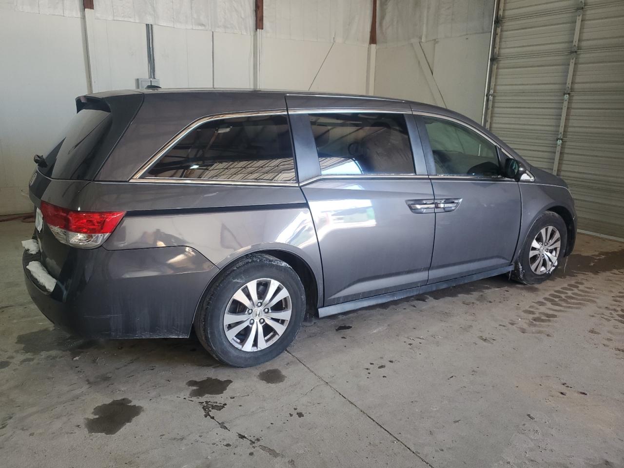 2015 Honda Odyssey - Image 3