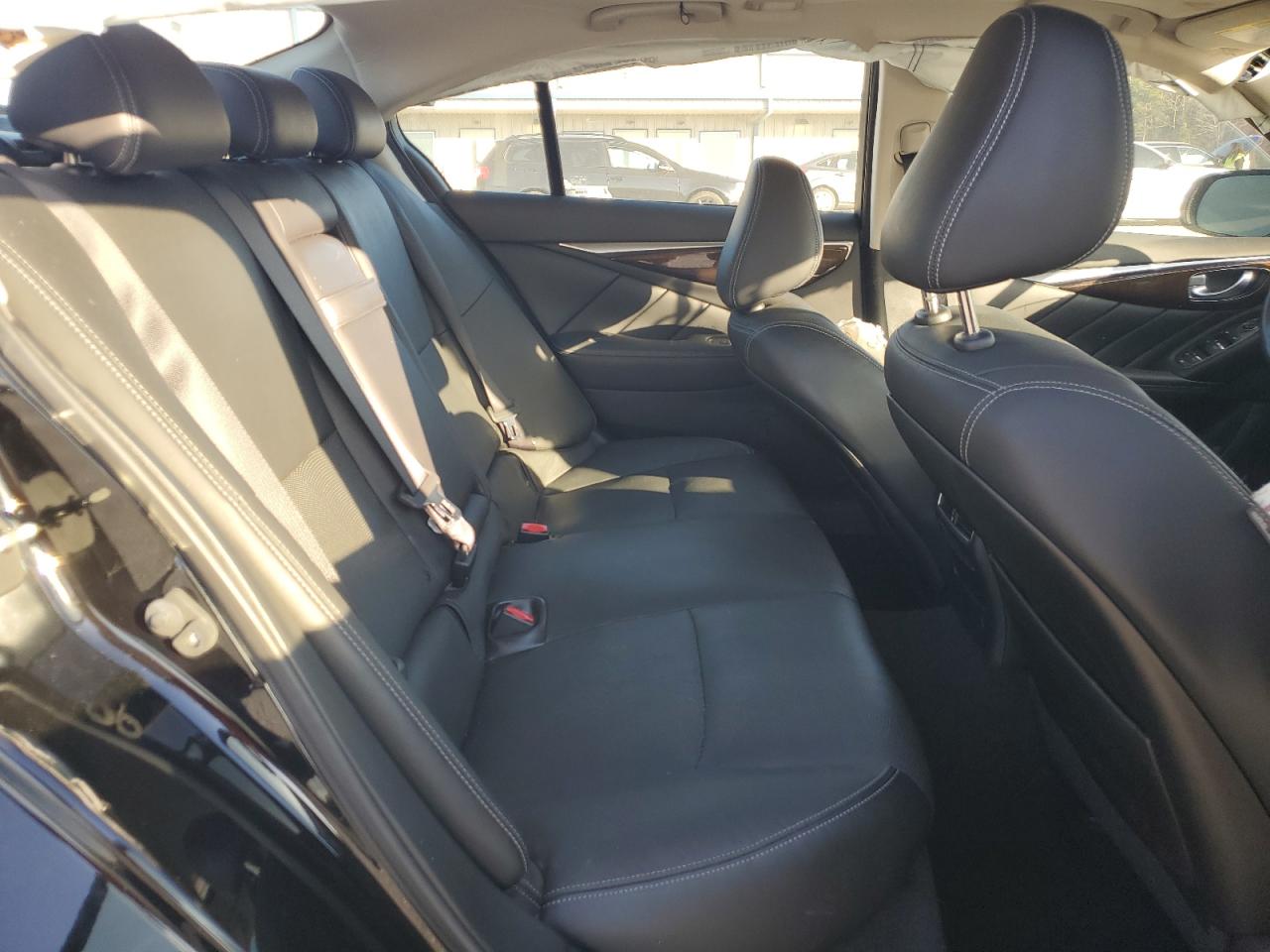 2016 Infiniti Q50 - Image 10