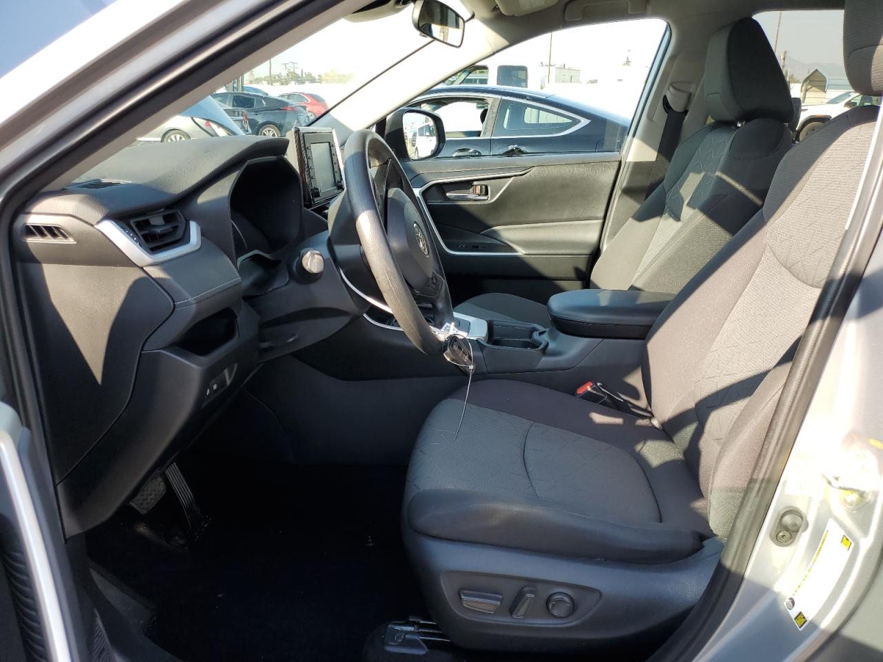 2021 Toyota RAV 4 - Image 7