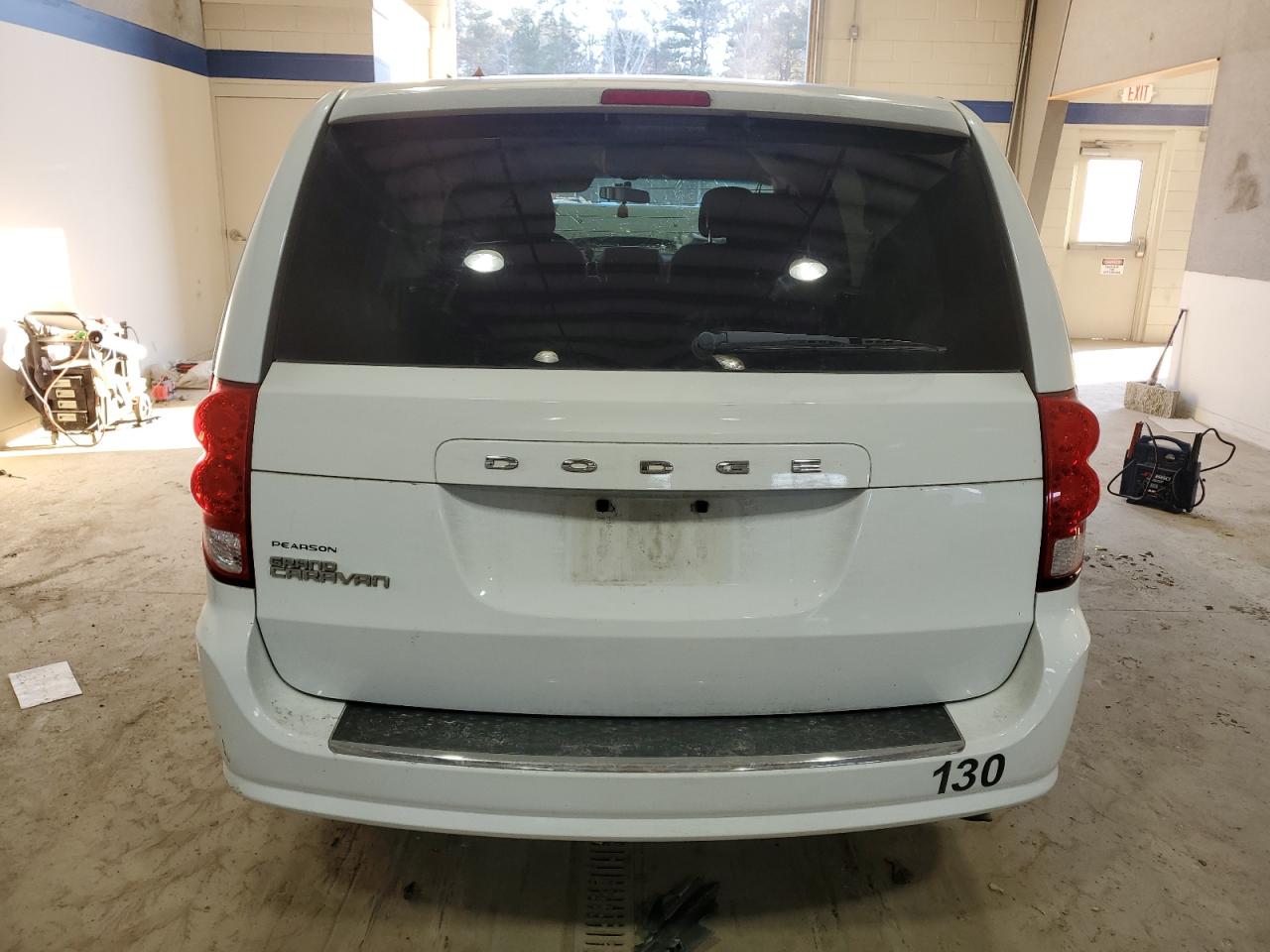 2016 Dodge Caravan - Image 6