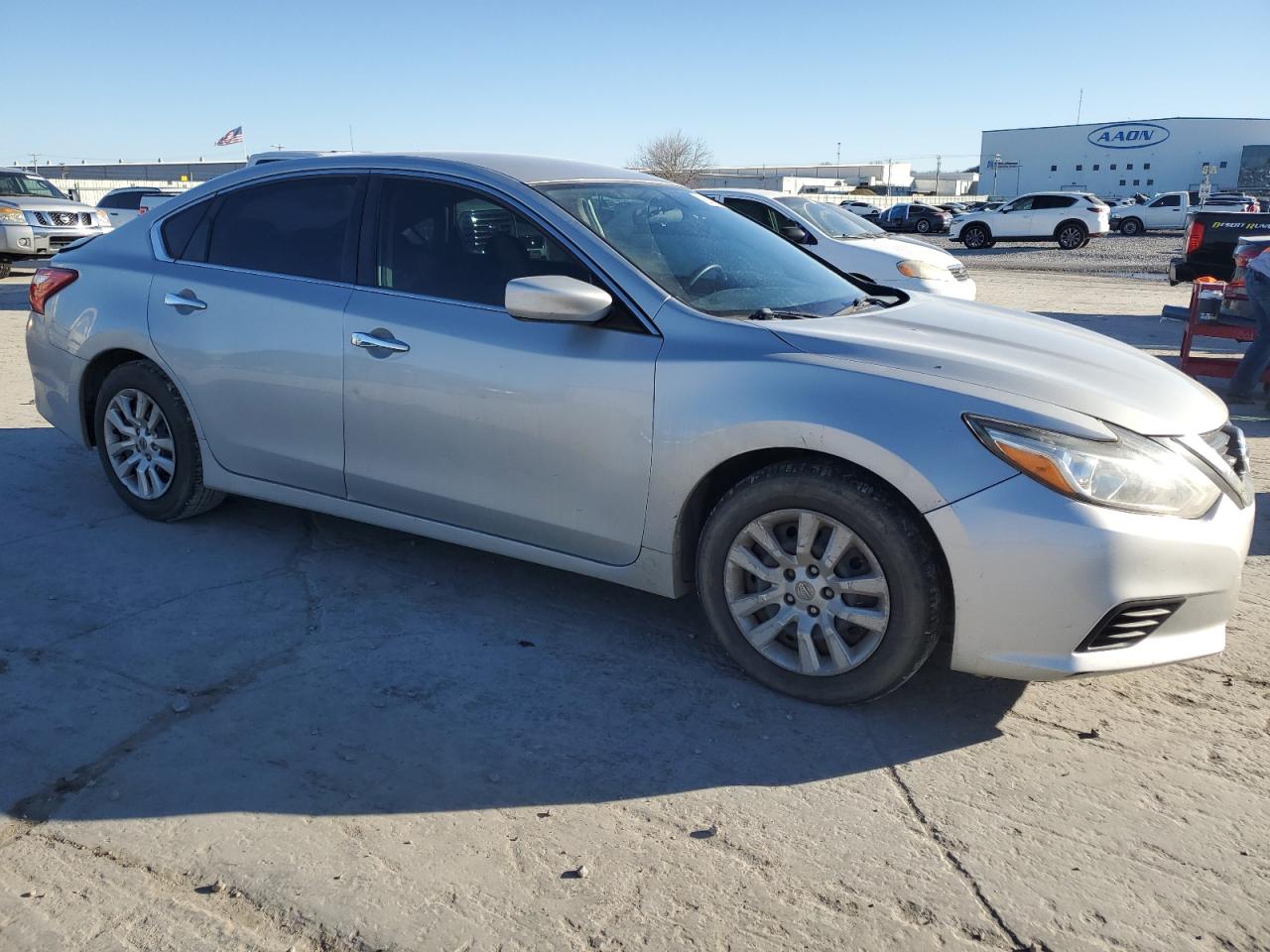 2017 Nissan Altima - Image 4