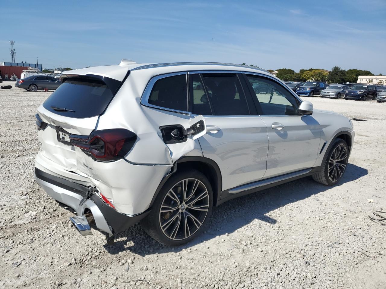 2024 BMW X3 - Image 3