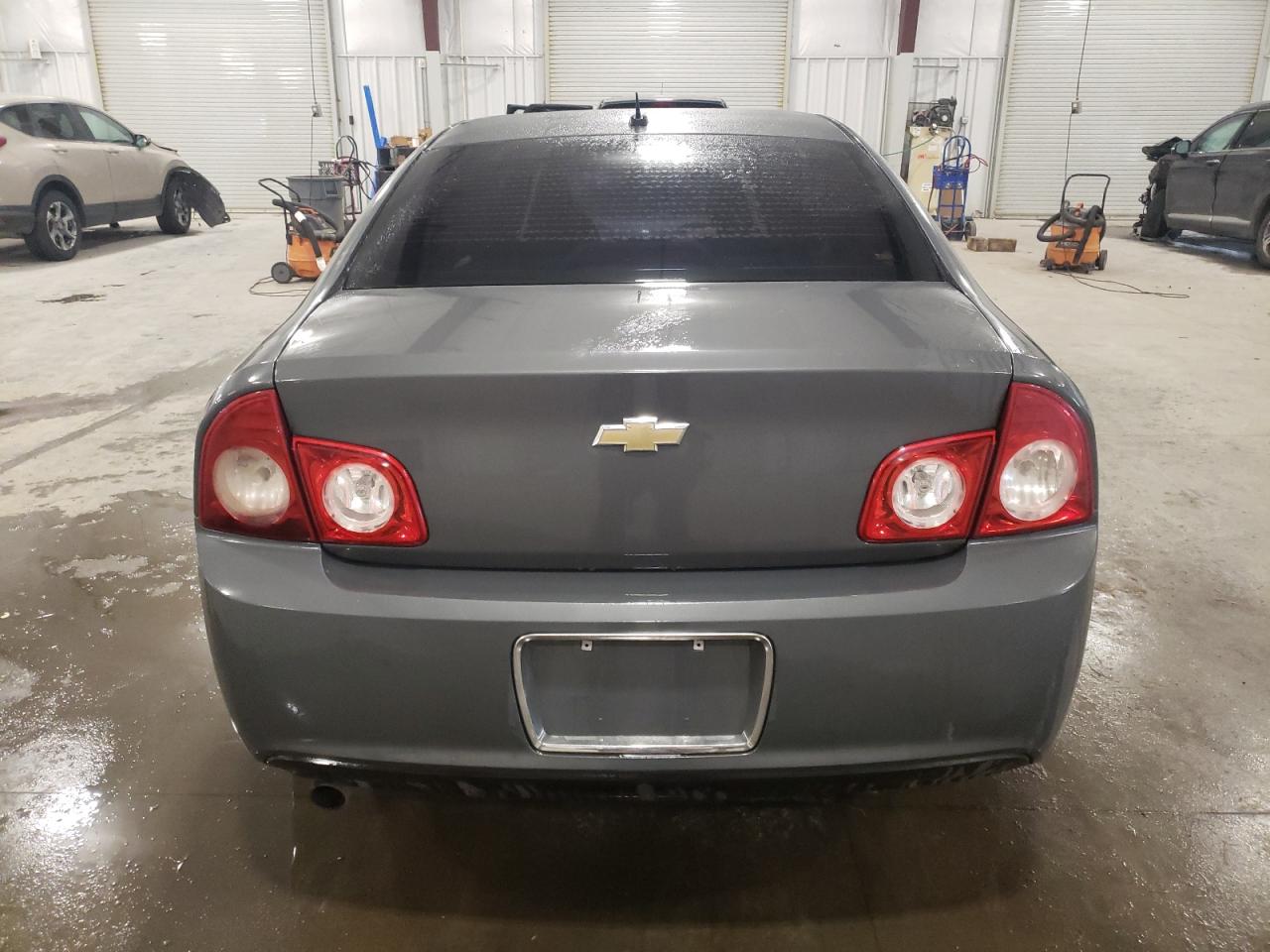 2009 Chevrolet Malibu - Image 6