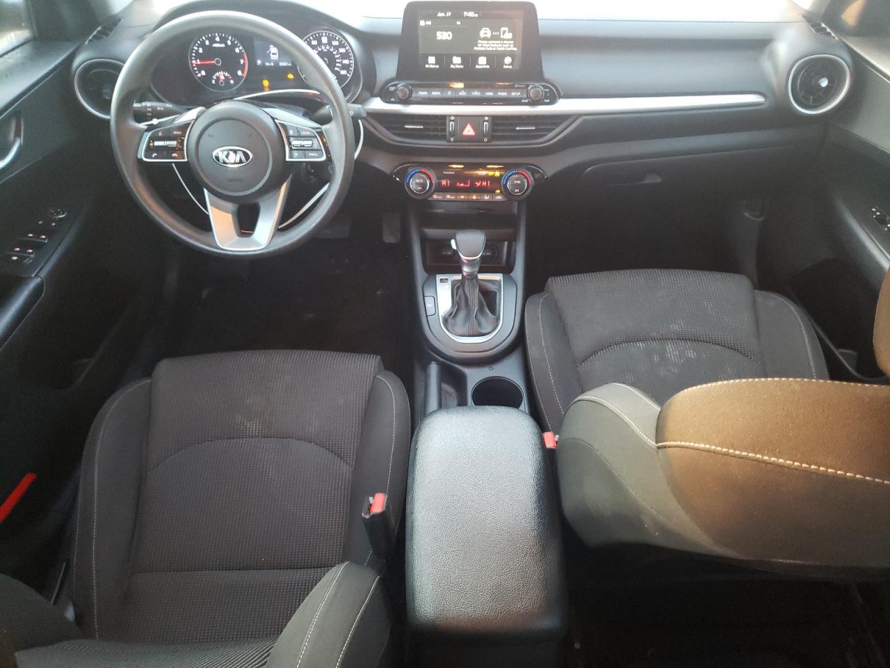 2019 Kia Forte - Image 8