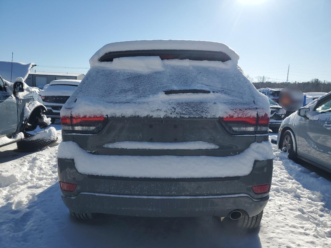 2020 Jeep Grand Cherokee - Image 6