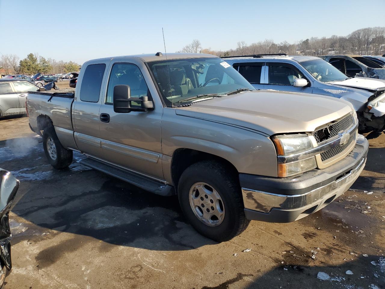 2004 Chevrolet Silverado - Image 4