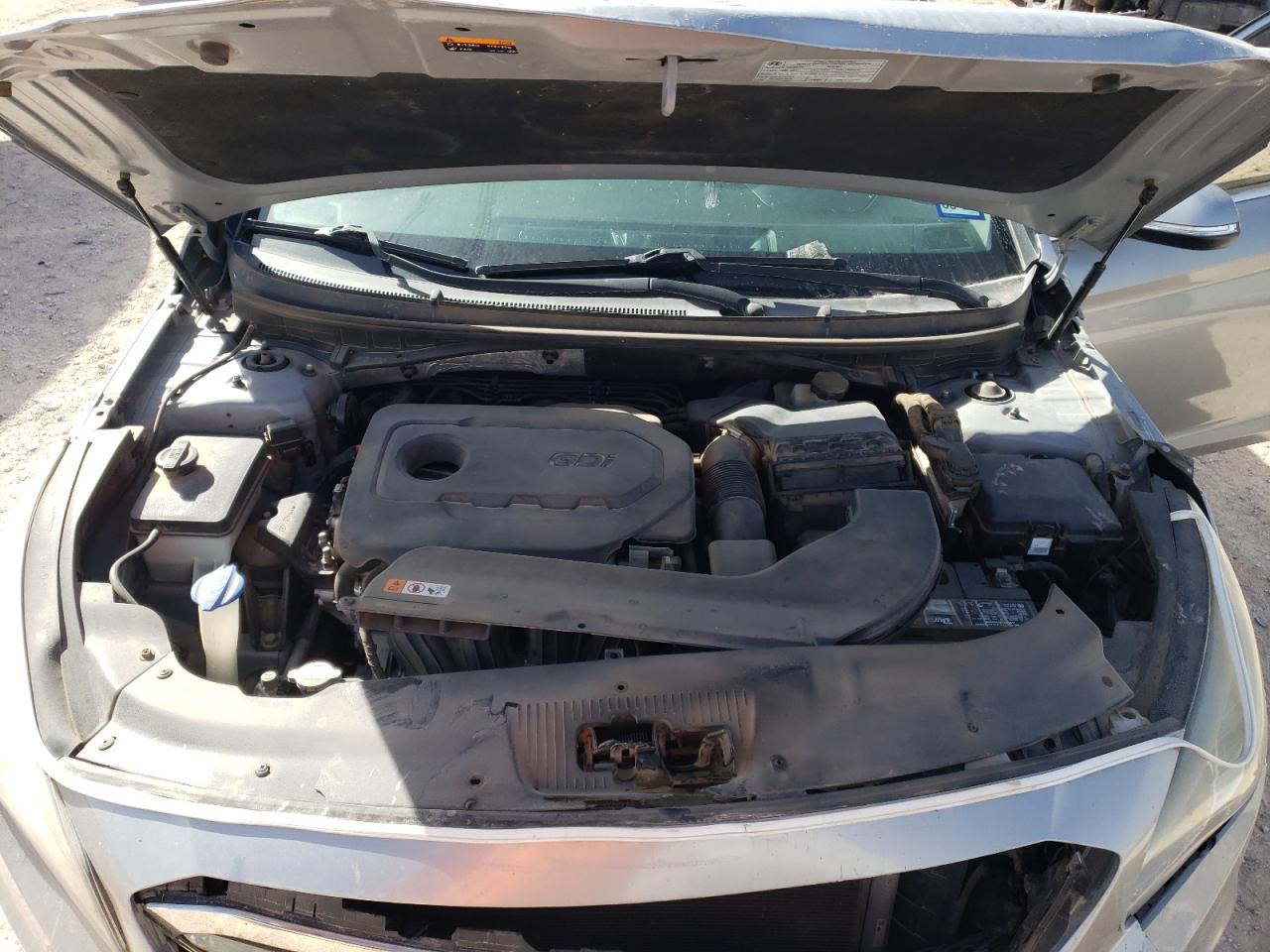 2016 Hyundai Sonata - Image 11