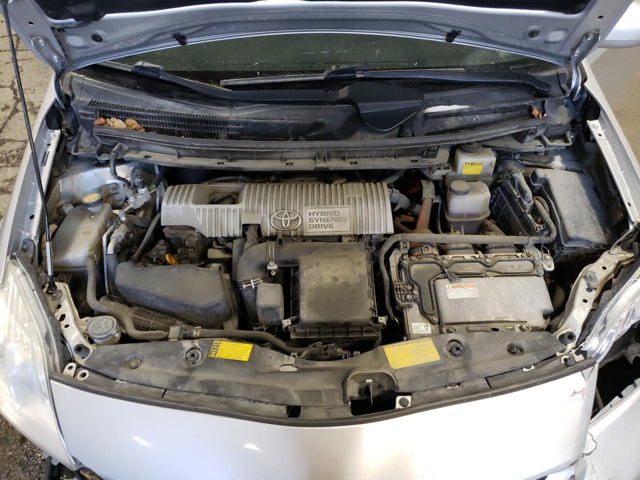 2012 Toyota Prius - Image 11