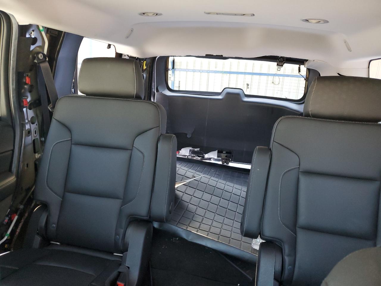2018 GMC Yukon - Image 10
