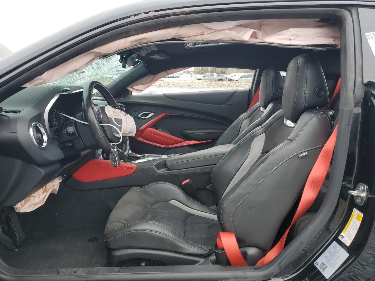 2022 Chevrolet Camaro - Image 7