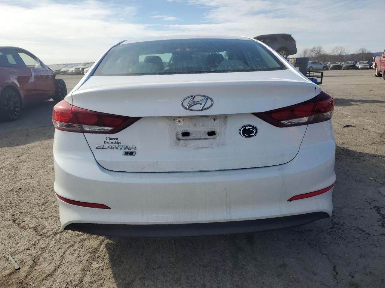 2018 Hyundai Elantra - Image 6