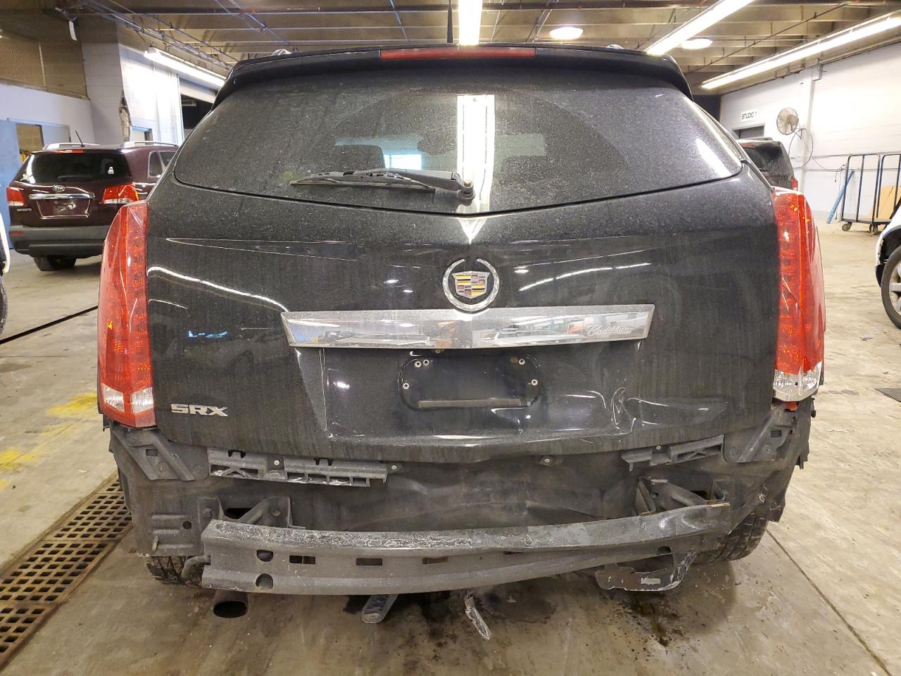 2011 Cadillac SRX - Image 6