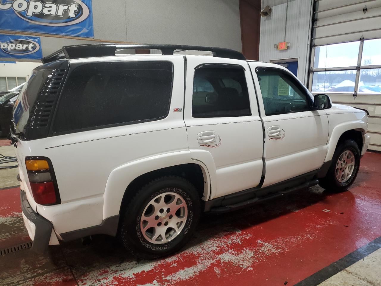 2006 Chevrolet Tahoe - Image 3