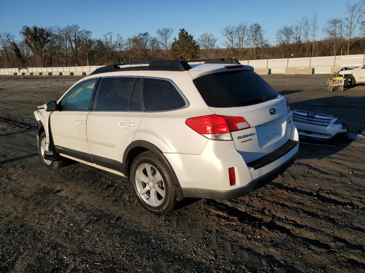 2013 Subaru Outback - Image 2