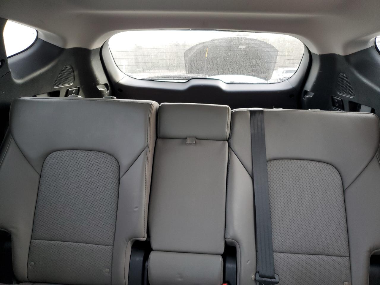 2018 Hyundai Santa Fe - Image 10