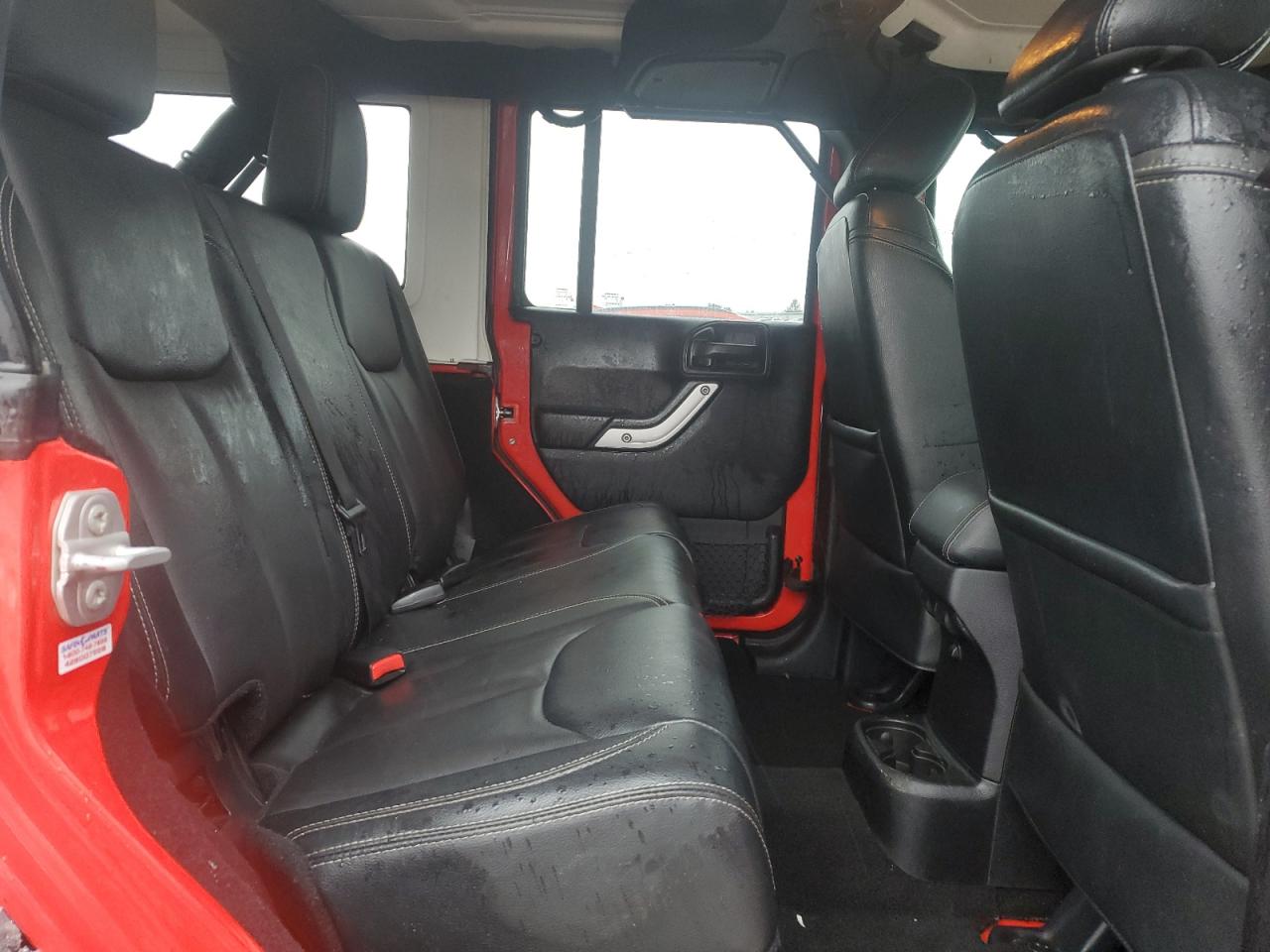 2016 Jeep Wrangler - Image 10