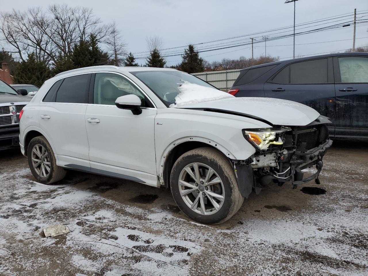 2021 Audi Q3 - Image 4