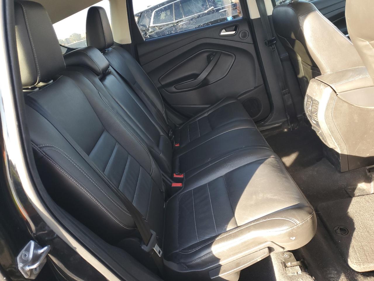 2014 Ford Escape - Image 11