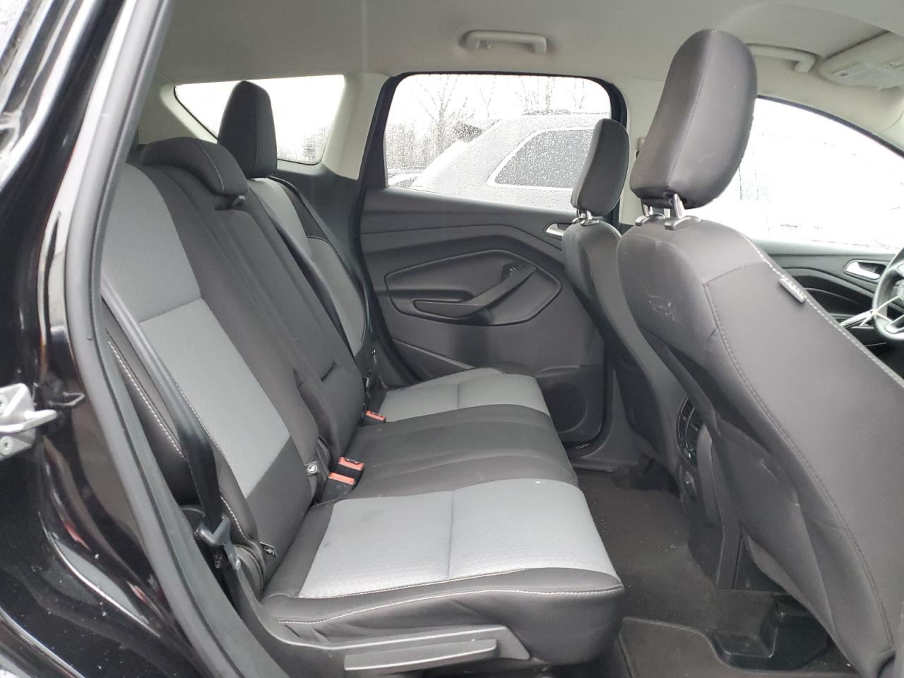 2019 Ford Escape - Image 11