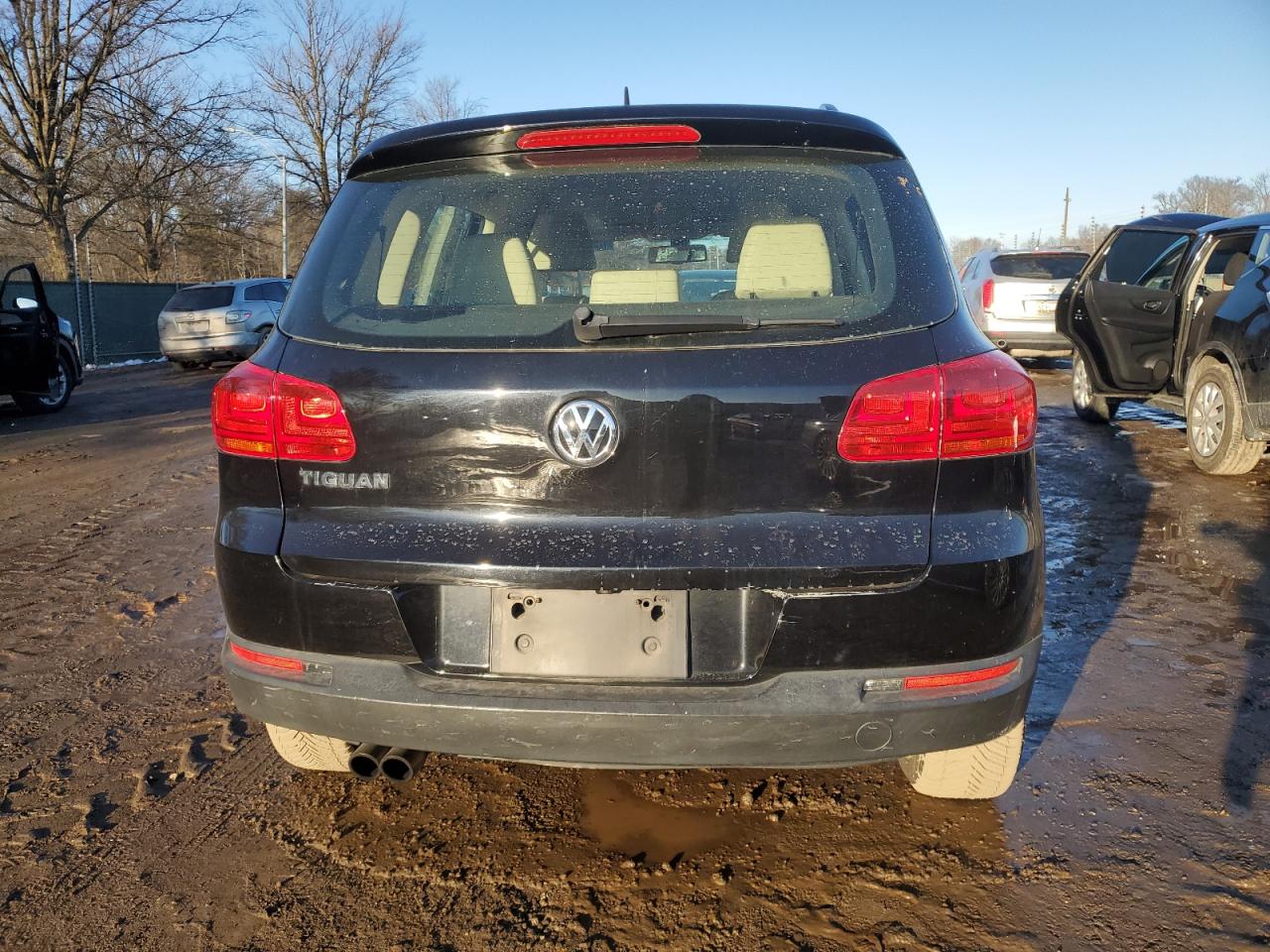 VIN WVGAV7AX7GW610877 2016 VOLKSWAGEN TIGUAN no.6