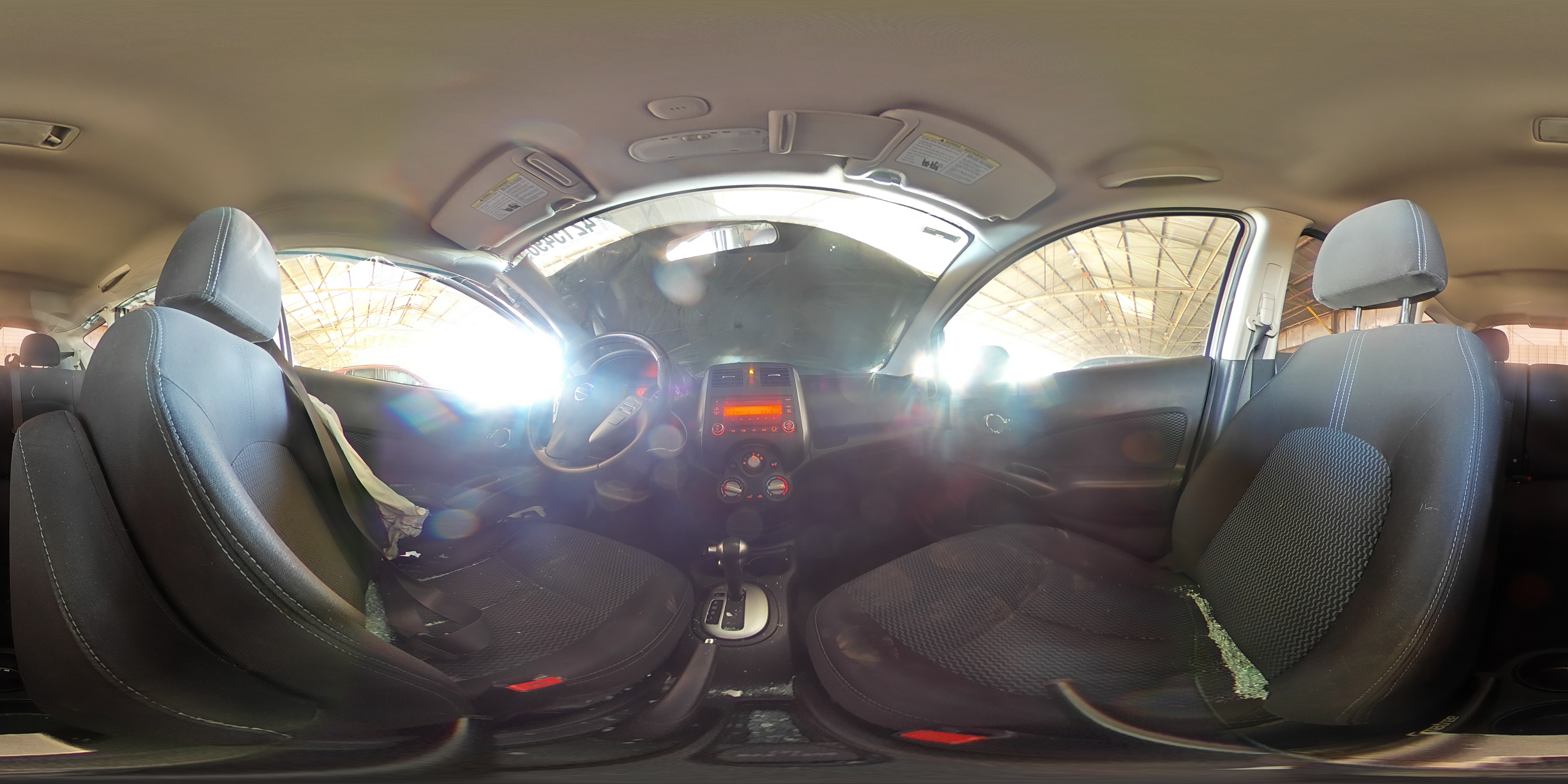 2014 Nissan Versa - Image 12