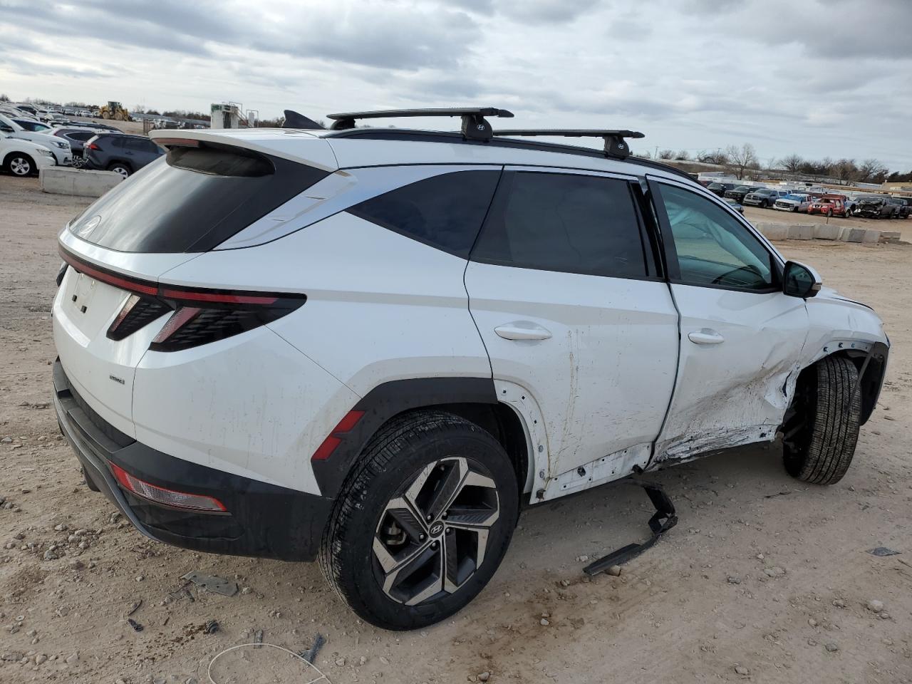 2022 Hyundai Tucson - Image 3