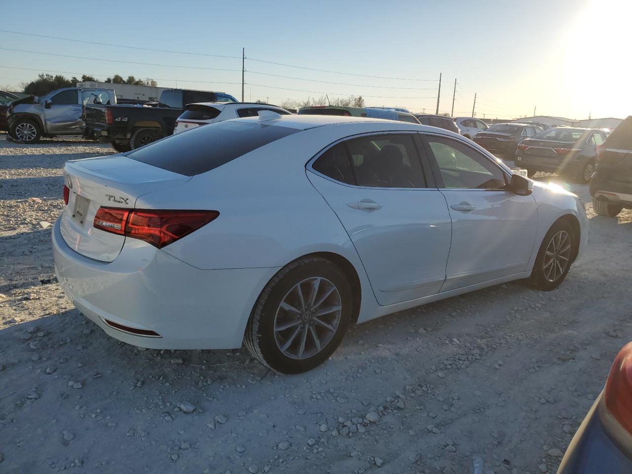 2018 Acura TLX - Image 3