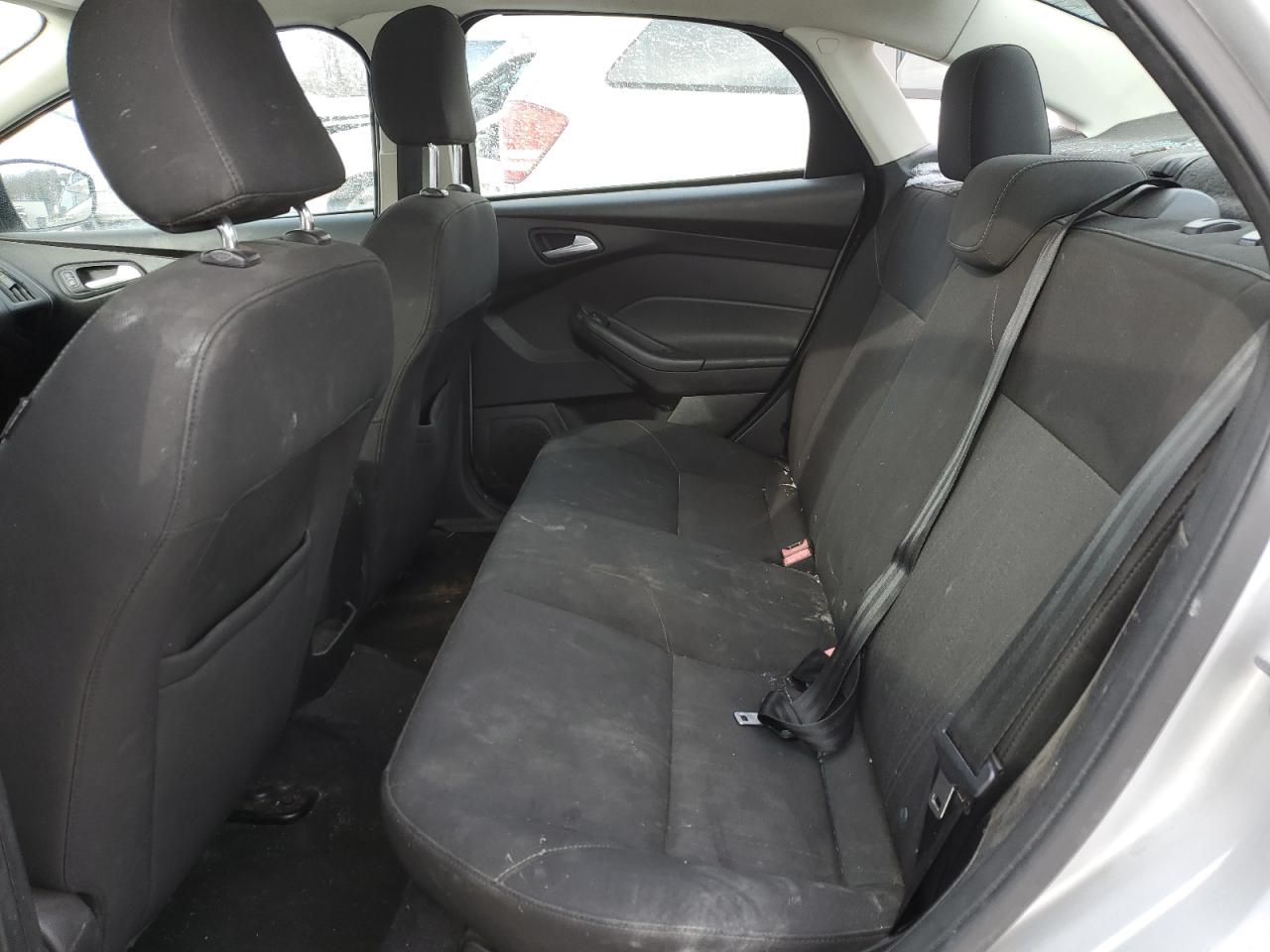 2016 Ford Focus - Image 10