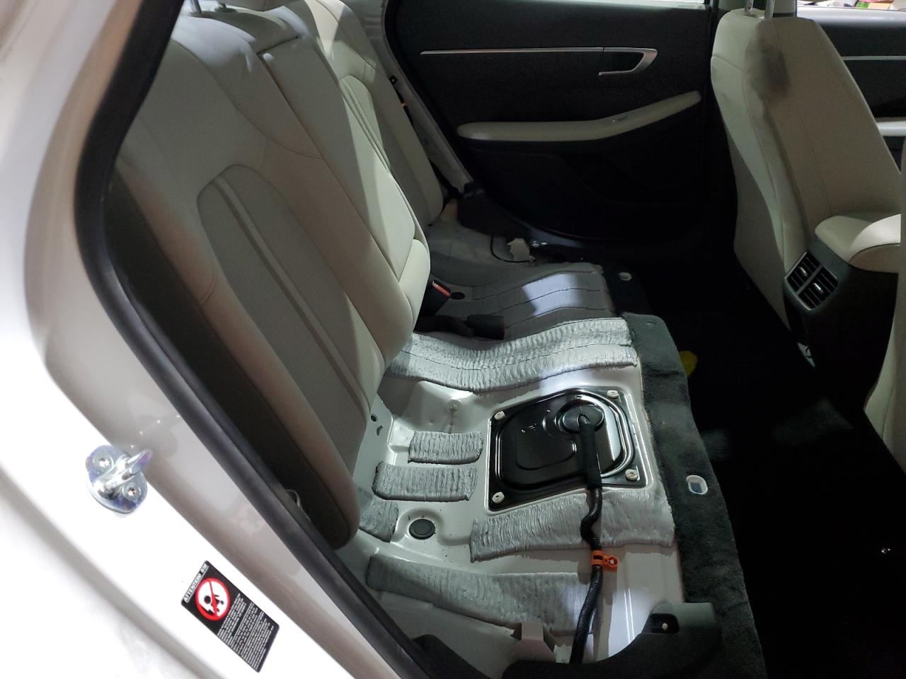 2022 Hyundai Sonata - Image 10