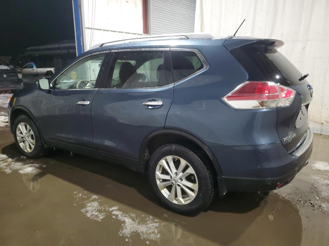 2014 Nissan Rogue - Image 2