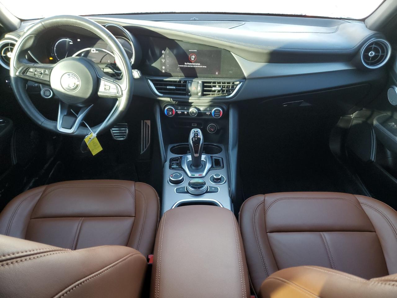 2024 Alfa Romeo Giulia - Image 8