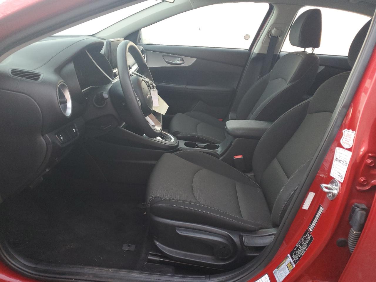 2023 Kia Forte - Image 7