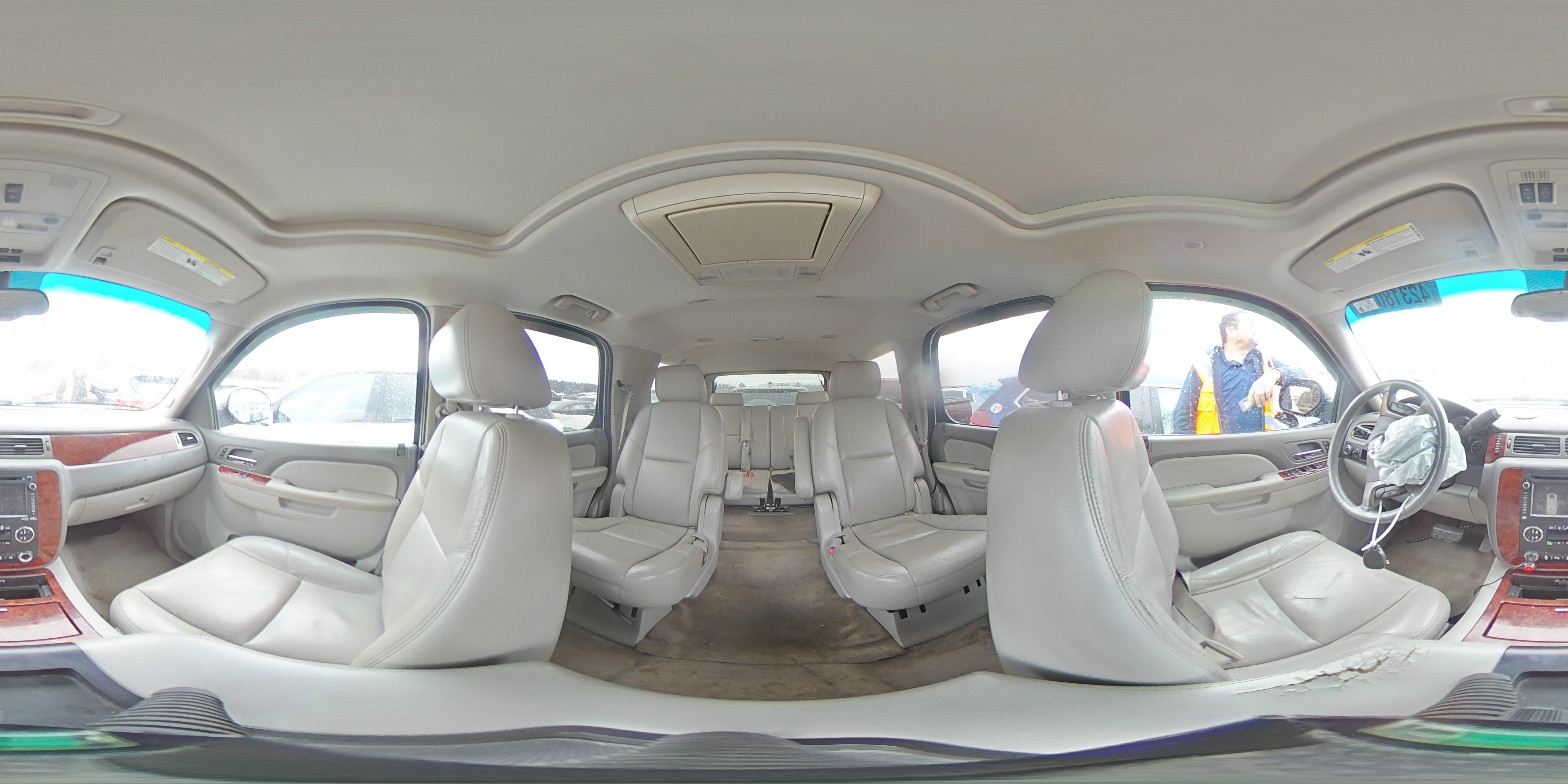2012 Chevrolet Tahoe - Image 13